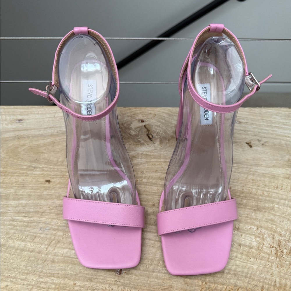 Steve Madden Tiaa Block Heeled Sandal Ankle Strap Pink Patent Leather 9.5 NWOT - Picture 4 of 9